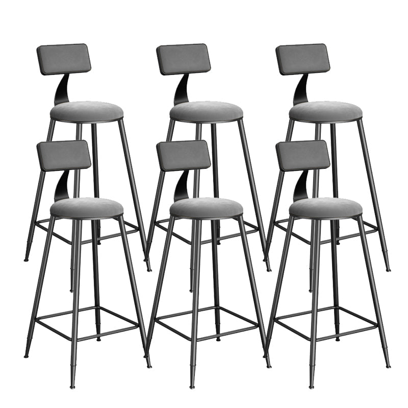 Contemporary Low Back Upholstered and Metal Counter-height Stool with Footrest Black-Gray 6 Piece Set Clearhalo 'Bar Furniture' 'Bar Stools' 'bar_stools' 'furn' 'furn_bar_stools' 'Furniture' 'Kitchen & Dining Furniture' 7873799