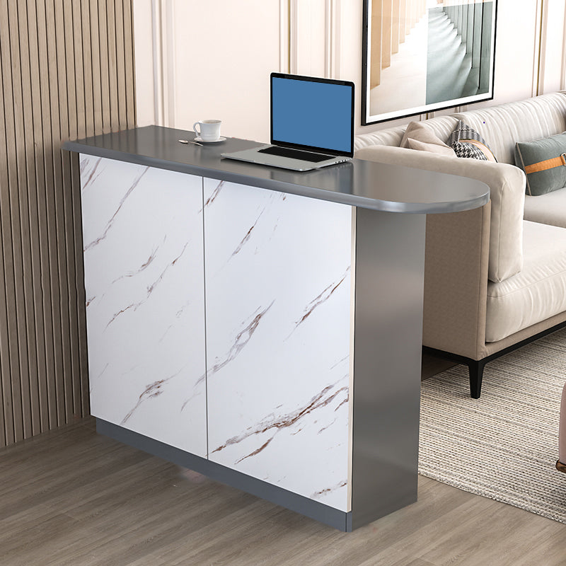 Table à manger contemporaine en bois top bar avec rangement pour le salon