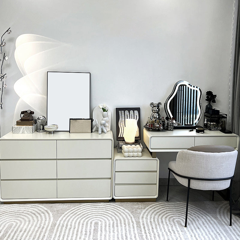 Madera de dormitorio contemporáneo gris con tocador de maquillaje espejo iluminado de cajón