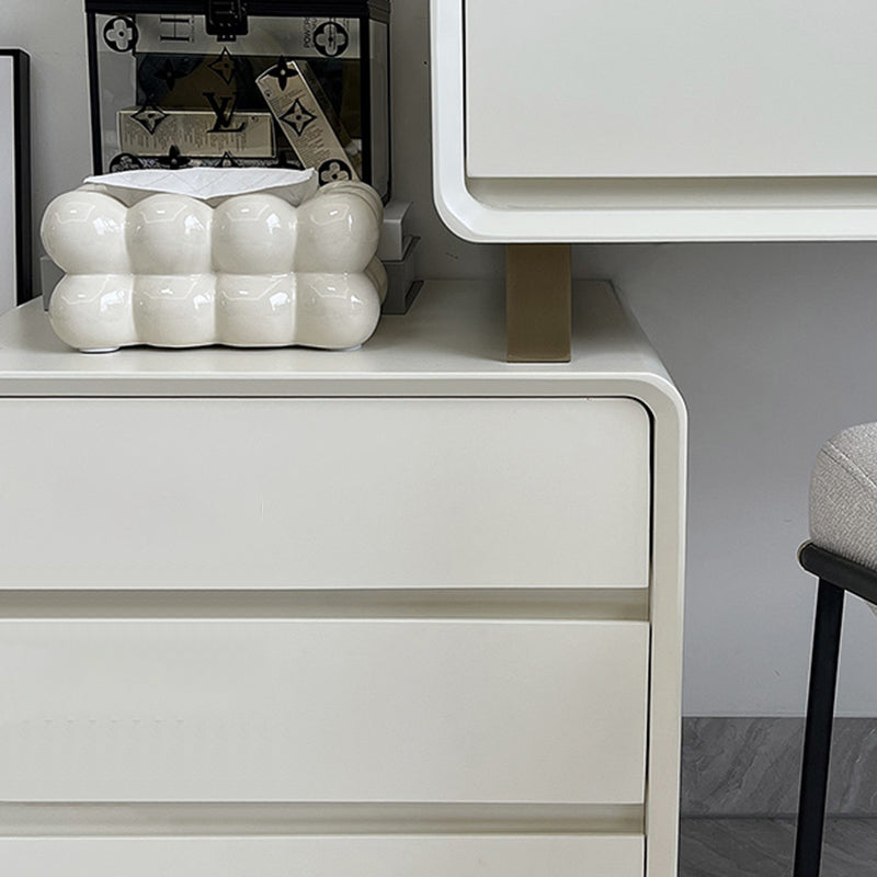 Madera de dormitorio contemporáneo gris con tocador de maquillaje espejo iluminado de cajón