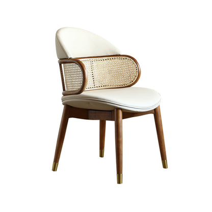 Tavolo da pranzo a forma quadrata a forma quadrata in legno contemporaneo per casa