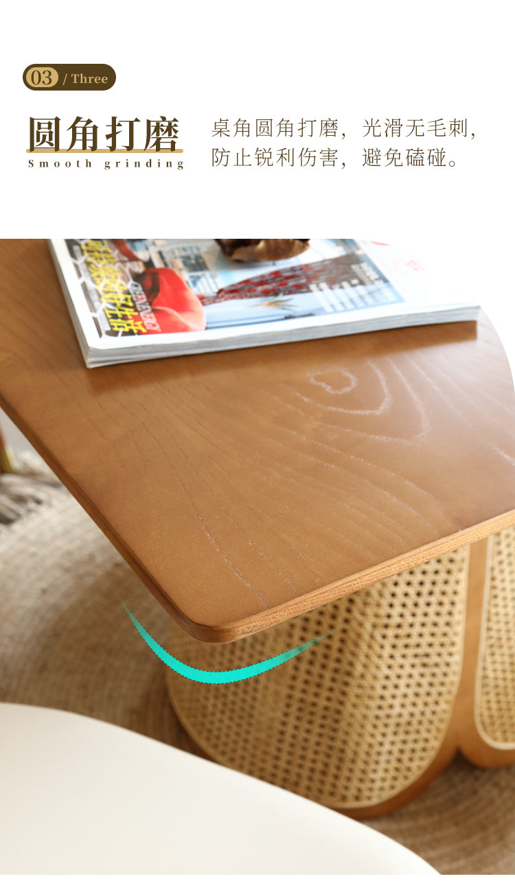 Tavolo da pranzo a forma quadrata a forma quadrata in legno contemporaneo per casa