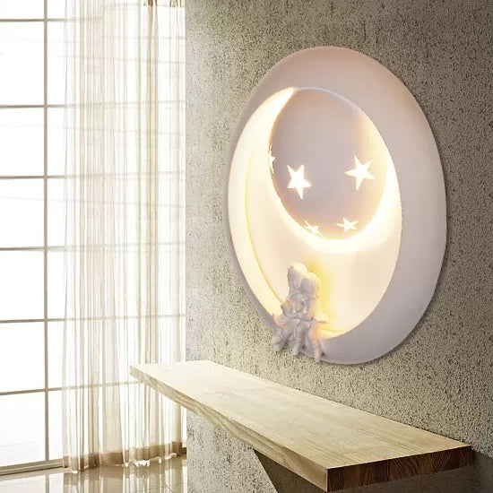 Romantic White Wall Sconce Starry Resin Wall Light with Little Kids for Child Bedroom Clearhalo 'Industrial' 'Middle century wall lights' 'Tiffany wall lights' 'Tiffany' 'Wall Lamps & Sconces' 'Wall Lights' Lighting' 102011