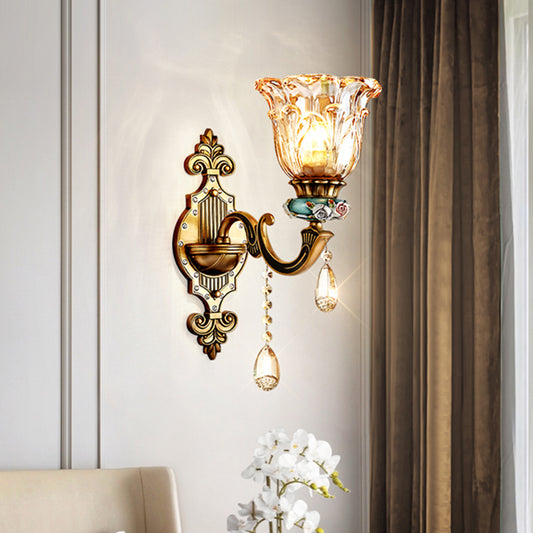 1-Head Sconce Light Fixture Simple Floral Design Crystal Prism Wall Lighting Idea in Brass Clearhalo 'Modern wall lights' 'Modern' 'Wall Lamps & Sconces' 'Wall Lights' Lighting' 1032057