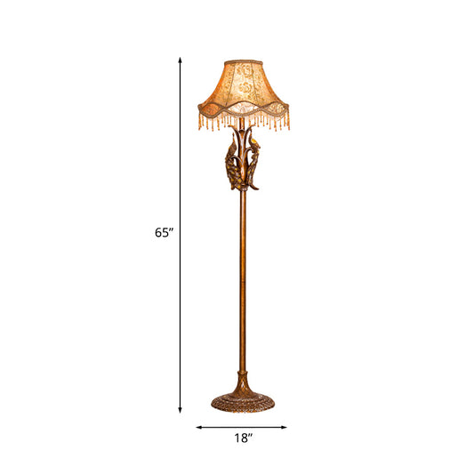 1 Bulb Standing Light Traditional Sitting Room Floor Lamp with Scalloped Fabric Shade in Gold Clearhalo 'Floor Lamps' 'Lamps' Lighting' 1034195