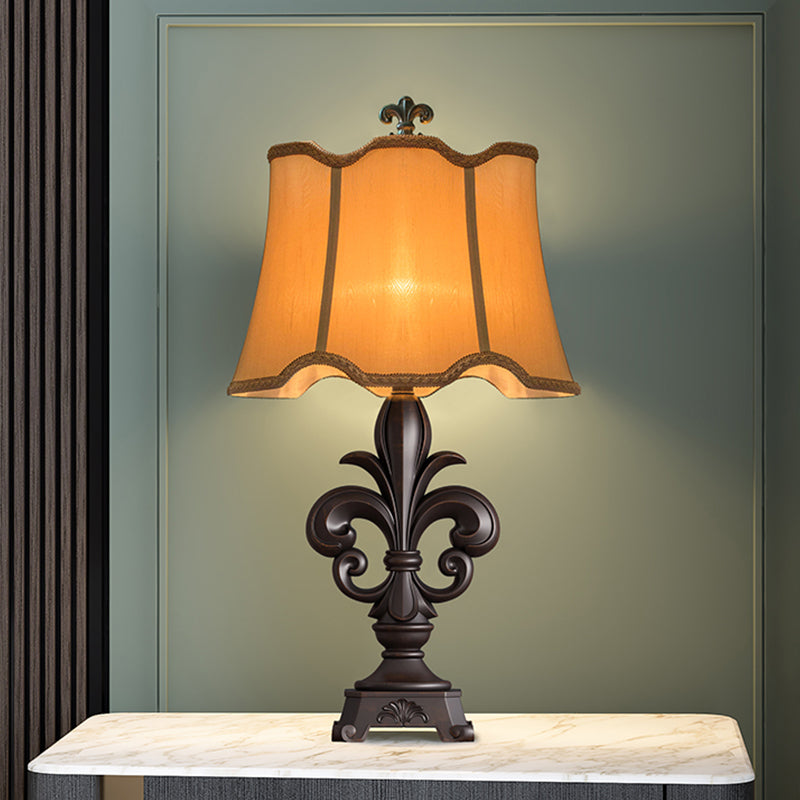 Scalloped-Trim Fabric Table Lighting Countryside 1-Light 12"/16" Wide Bedroom Night Stand Lamp in Beige Beige Clearhalo 'Lamps' 'Table Lamps' Lighting' 1034240