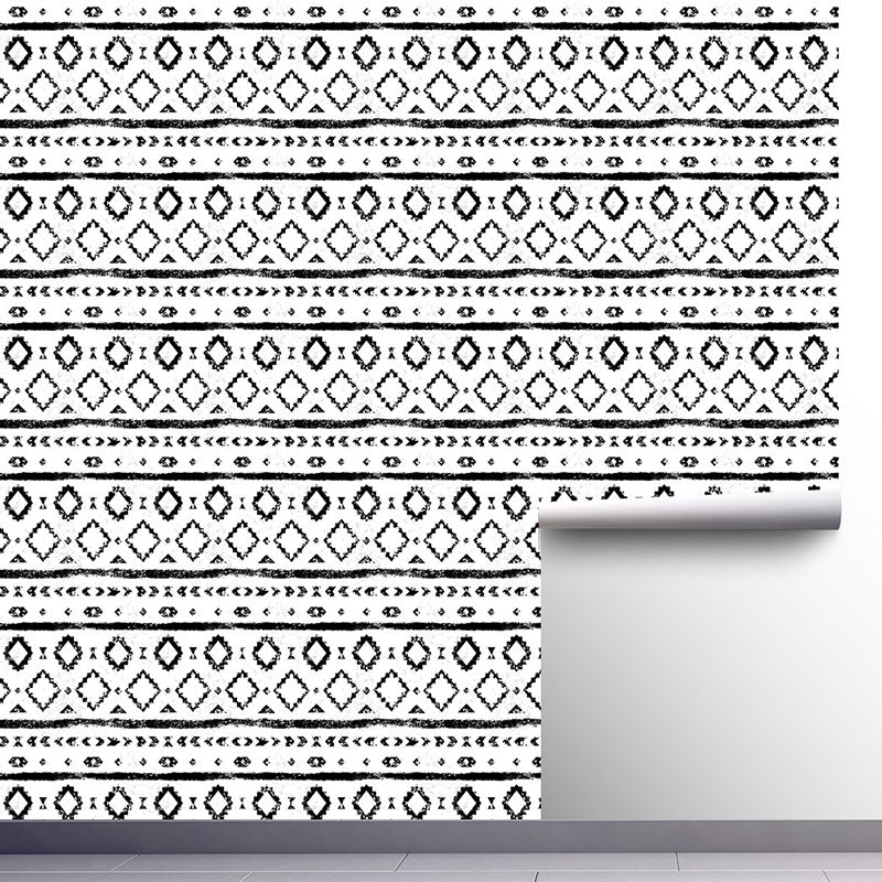 Contemporary Geometries Wall Decor in Black and White Living Room Wallpaper, 19.4 sq ft., Peel and Stick Clearhalo 'Modern wall decor' 'Modern' 'Wallpaper' Wall Decor' 1041988