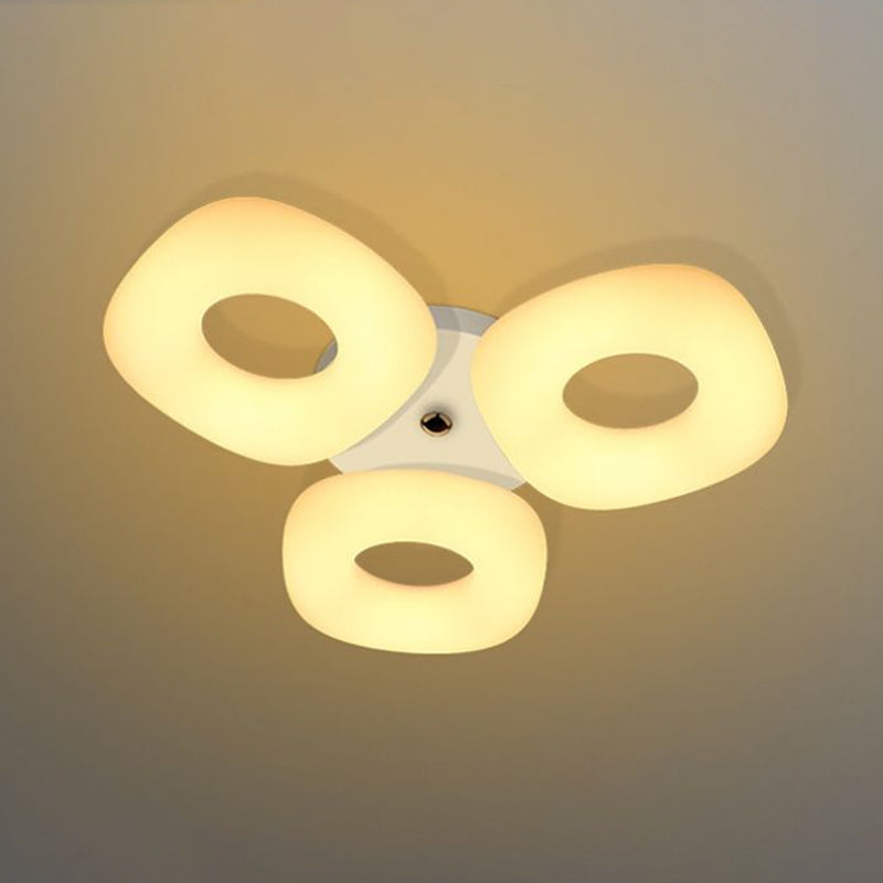 Contemporary White Flush Ceiling Light Circle 3/4 Heads LED Ceiling Fixture for Living Room Bedroom Clearhalo 'Ceiling Lights' 'Close To Ceiling Lights' 'Close to ceiling' 'Semi-flushmount' Lighting' 1043917