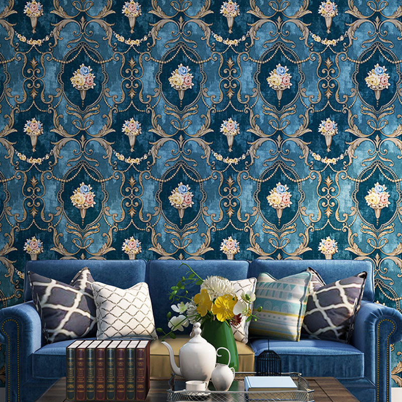 Water-Resistant Cluster Blossom Wall Covering 33' x 20.5" Countryside Wallpaper Roll in Blue for Home Decoration Dark Blue Clearhalo 'Country wall decor' 'Rustic' 'Wallpaper' Wall Decor' 1063227