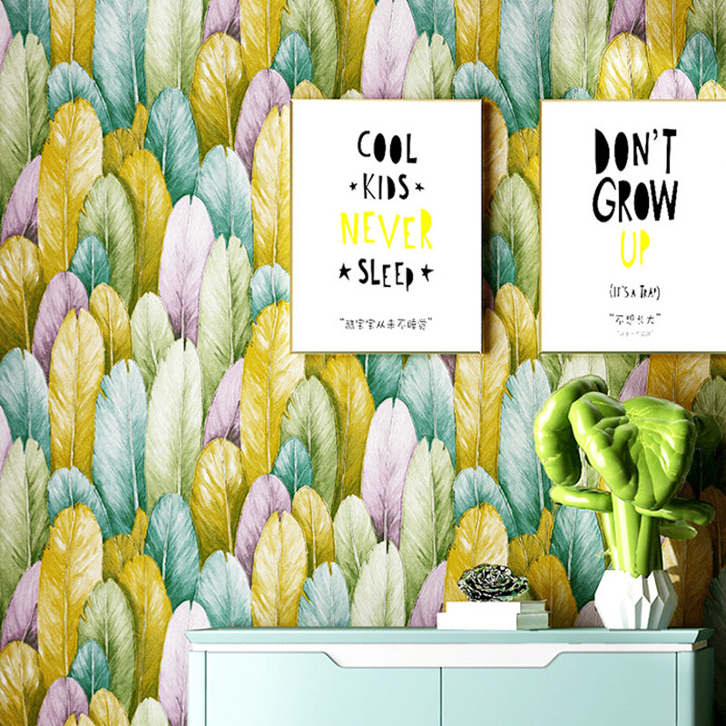 31' x 20.5" Feather Wallpaper Roll for Beauty Shop Decoration in Natural Color, Non-Pasted Purple-Green Clearhalo 'Modern wall decor' 'Modern' 'Wallpaper' Wall Decor' 1114648