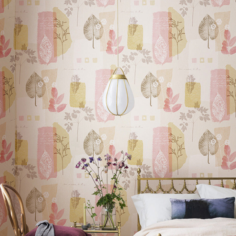 Decorative Leaves Wallpaper Non-Woven Fabric Minimalist Wall Covering for Bedroom Light Pink Clearhalo 'Modern wall decor' 'Modern' 'Wallpaper' Wall Decor' 1114654