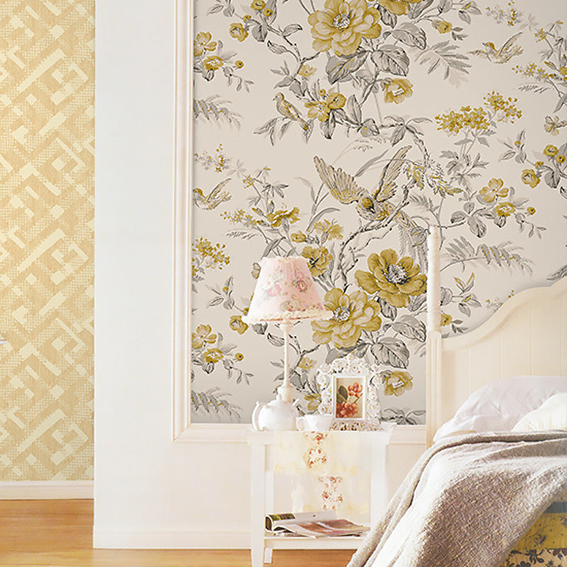 Blossoming Flower and Bird Wallpaper Roll for Accent Wall, Soft Color, 20.5"W x 33'L Yellow Clearhalo 'Country wall decor' 'Rustic' 'Wallpaper' Wall Decor' 1116592