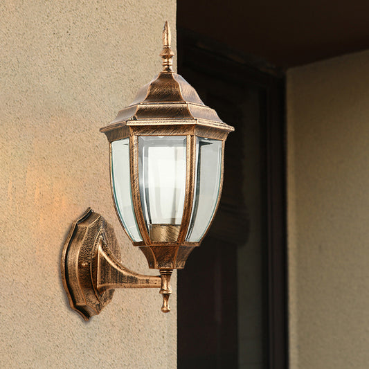 One Bulb Wall Light with Lantern Shade Clear Glass Industrial Outdoor Sconce Lighting Fixture Clearhalo 'Cast Iron' 'Glass' 'Industrial wall lights' 'Industrial' 'Middle century wall lights' 'Modern' 'Tiffany' 'Traditional wall lights' 'Wall Lamps & Sconces' 'Wall Lights' Lighting' 1127065