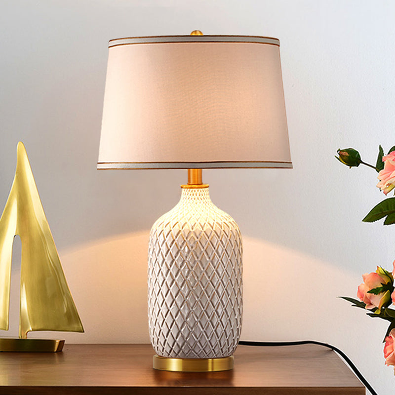 1 Bulb Crisscross-Pattern Pot Night Lamp Traditional White Ceramics Table Light with Drum Shade Clearhalo 'Lamps' 'Table Lamps' Lighting' 1135919