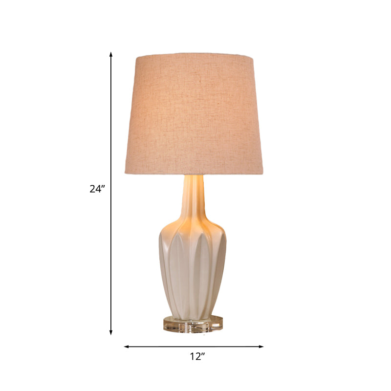 Vase Dining Table Light Simplicity Ceramic 1 Head White Night Stand Lamp with Fabric Lampshade Clearhalo 'Lamps' 'Table Lamps' Lighting' 1136607
