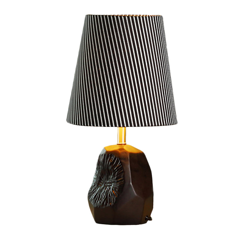 1-Light Ticking Stripe Fabric Table Lamp Modern Black Conical Kitchen Night Light with Hammered Base Clearhalo 'Lamps' 'Table Lamps' Lighting' 1136627