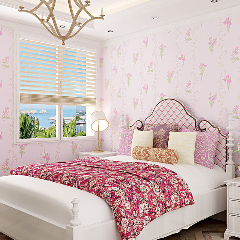 Rustic 54.2-sq ft Wall Decor Wildflower Moisture Resistant Wallpaper in Light Color Clearhalo 'Country wall decor' 'Rustic' 'Wallpaper' Wall Decor' 1170109