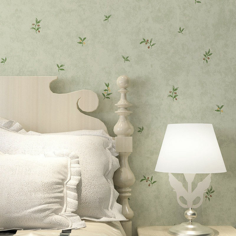 Cottage Cherry and Leaves Wallpaper Green Non-Pasted Wall Decoration for Bedroom Green Clearhalo 'Country wall decor' 'Rustic' 'Wallpaper' Wall Decor' 1170599