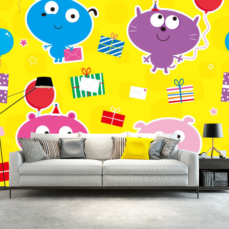 Cute Animals Murals Wallpaper for Home Decor, Multi-Color, Customize Size Available Yellow Clearhalo 'Wall Decor' 'Wall Mural' 1186559