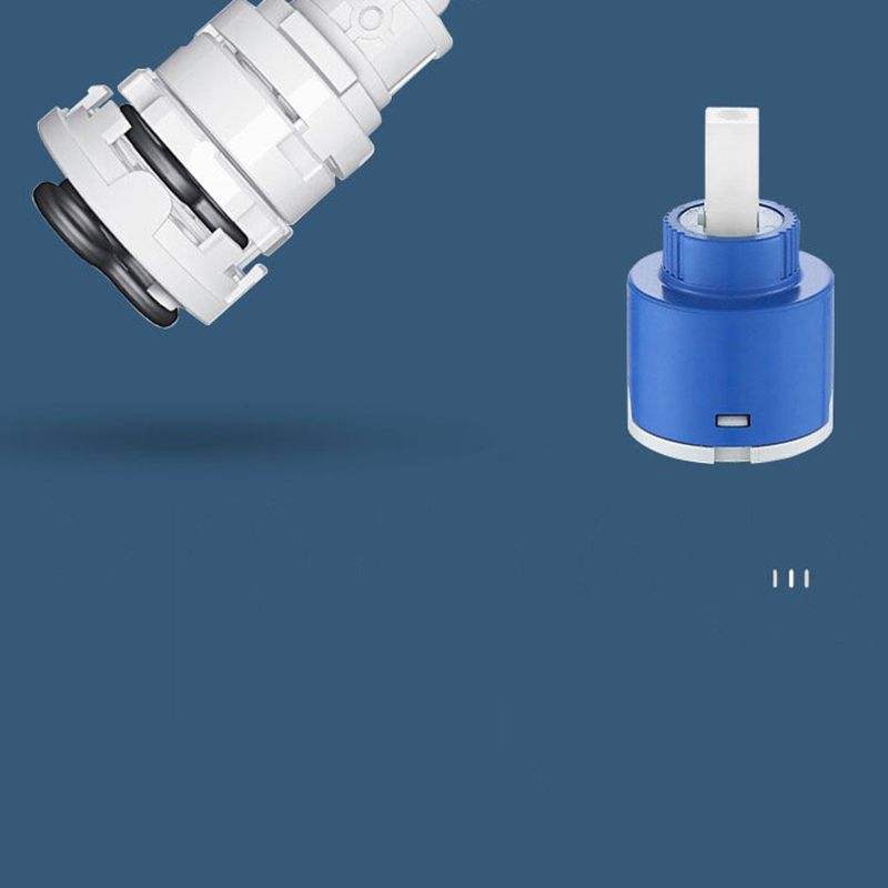 Modern 1-Handle Faucet with Pull out Sprayer with Water Dispenser Copper Faucet Clearhalo 'Home Improvement' 'home_improvement' 'home_improvement_kitchen_faucets' 'Kitchen Faucets' 'Kitchen Remodel & Kitchen Fixtures' 'Kitchen Sinks & Faucet Components' 'kitchen_faucets' 1200x1200_01906cfd-c716-494d-877b-123805971f9e