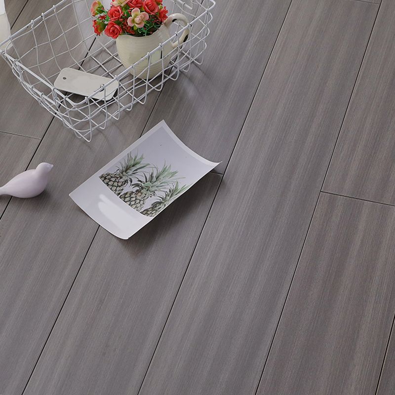 Contemporary Wood Floor Planks Water Resistant Click Lock Plank Flooring Clearhalo 'Flooring 'Hardwood Flooring' 'hardwood_flooring' 'Home Improvement' 'home_improvement' 'home_improvement_hardwood_flooring' Walls and Ceiling' 1200x1200_0309eabe-b212-4203-af06-bbbf0d66921f