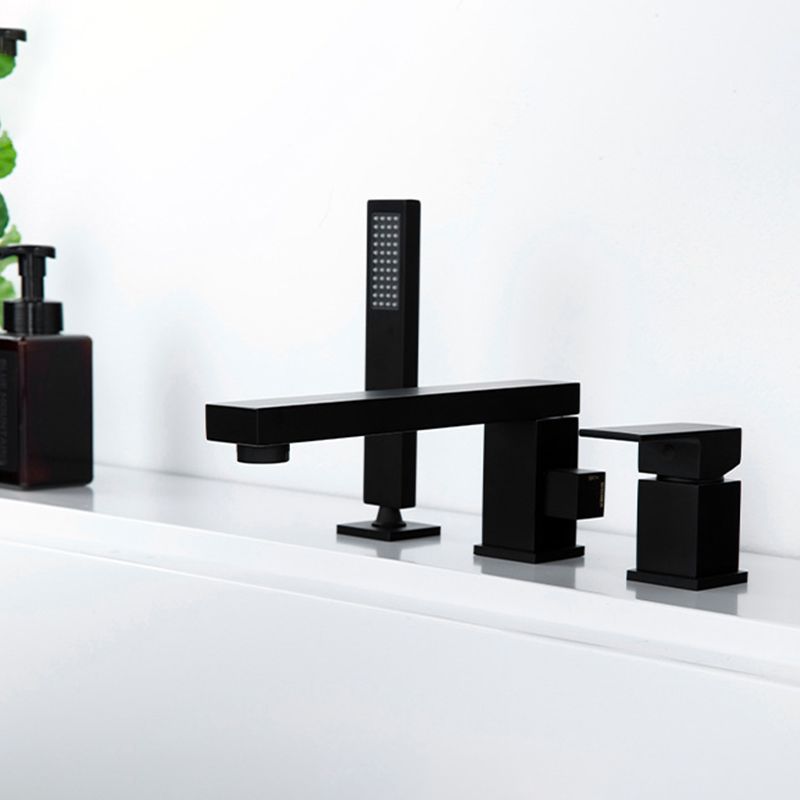 Contemporary Bath Faucet Trim Brass Low Arc Bath Faucet Trim Clearhalo 'Bathroom Remodel & Bathroom Fixtures' 'Bathtub Faucets' 'bathtub_faucets' 'Home Improvement' 'home_improvement' 'home_improvement_bathtub_faucets' 1200x1200_044d5518-112c-4b8c-8758-81e9332920f0