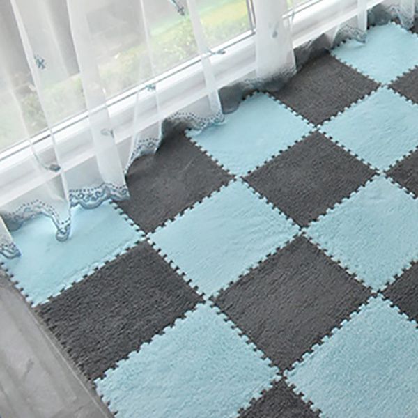 Home Indoor Carpet Tiles Level Loop Stain Resistant Square Carpet Tiles Clearhalo 'Carpet Tiles & Carpet Squares' 'carpet_tiles_carpet_squares' 'Flooring 'Home Improvement' 'home_improvement' 'home_improvement_carpet_tiles_carpet_squares' Walls and Ceiling' 1200x1200_05bca6d6-4bdf-4f52-84eb-3bacd816aefb