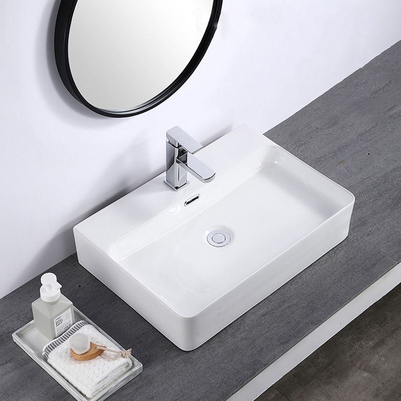 Modern Bathroom Sink Single Faucet Hole Porcelain Rectangular Vessel Bathroom Sink Clearhalo 'Bathroom Remodel & Bathroom Fixtures' 'Bathroom Sinks & Faucet Components' 'Bathroom Sinks' 'bathroom_sink' 'Home Improvement' 'home_improvement' 'home_improvement_bathroom_sink' 1200x1200_06fd16ed-fb36-4045-ac86-c8c260fef095