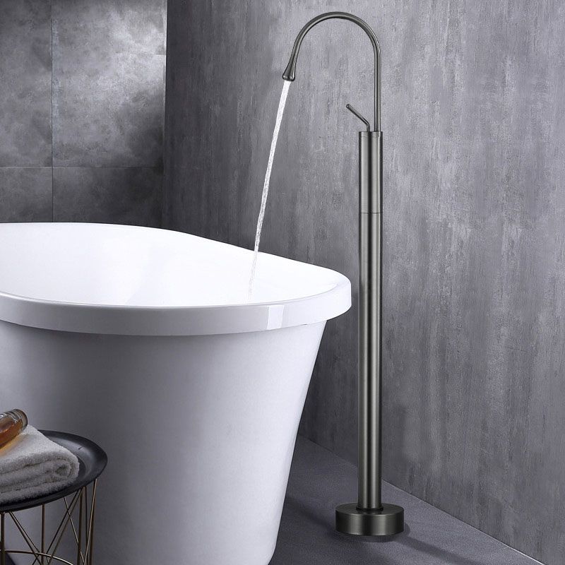 Modern Floor Mounted Single Handle Freestanding Tub Filler Metal Freestanding Faucet Clearhalo 'Bathroom Remodel & Bathroom Fixtures' 'Bathtub Faucets' 'bathtub_faucets' 'Home Improvement' 'home_improvement' 'home_improvement_bathtub_faucets' 1200x1200_0766e086-319d-449b-a55f-75a59ff2ed2d