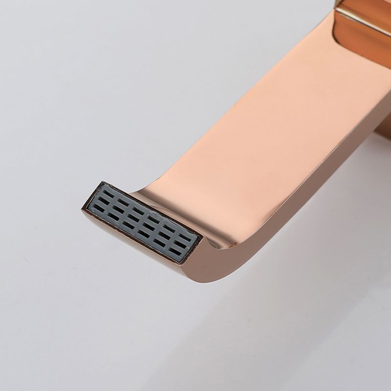 Contemporary Wall Mounted Bathroom Faucet Knob Handle Solid Brass Square Faucet Clearhalo 'Bathroom Remodel & Bathroom Fixtures' 'Bathroom Sink Faucets' 'Bathroom Sinks & Faucet Components' 'bathroom_sink_faucets' 'Home Improvement' 'home_improvement' 'home_improvement_bathroom_sink_faucets' 1200x1200_07a7a3c7-10c2-4732-8e11-0a19bb5a91c5