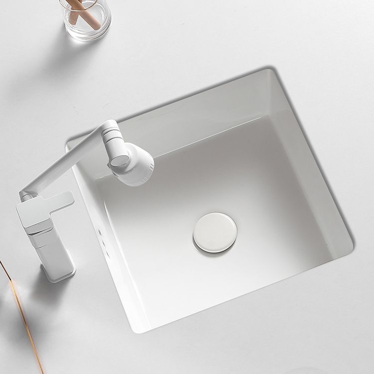 Modern Single Bowl Kitchen Sink Quartz Kitchen Sink with Round Shape Clearhalo 'Bathroom Remodel & Bathroom Fixtures' 'Bathroom Sinks & Faucet Components' 'Bathroom Sinks' 'bathroom_sink' 'Home Improvement' 'home_improvement' 'home_improvement_bathroom_sink' 1200x1200_08498929-7ecc-4a2e-acdc-289fb433db83