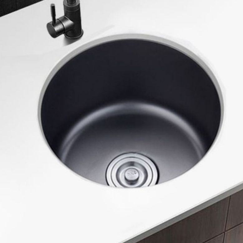 Stainless Steel Round Sink in Black Single Bowl Undermount Sink with Basket Strainer Clearhalo 'Home Improvement' 'home_improvement' 'home_improvement_kitchen_sinks' 'Kitchen Remodel & Kitchen Fixtures' 'Kitchen Sinks & Faucet Components' 'Kitchen Sinks' 'kitchen_sinks' 1200x1200_09558ecf-2fd1-46fa-9804-a42d5e53812b