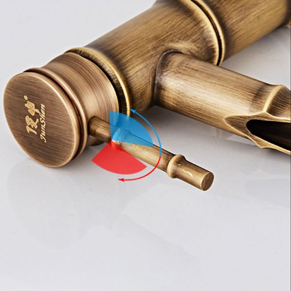 Lever Handle Vanity Sink Faucet Country Low Arc Faucet Single Hole Bathroom Faucet Clearhalo 'Bathroom Remodel & Bathroom Fixtures' 'Bathroom Sink Faucets' 'Bathroom Sinks & Faucet Components' 'bathroom_sink_faucets' 'Home Improvement' 'home_improvement' 'home_improvement_bathroom_sink_faucets' 1200x1200_0a279af0-d88d-418b-992c-dd34eb03da47