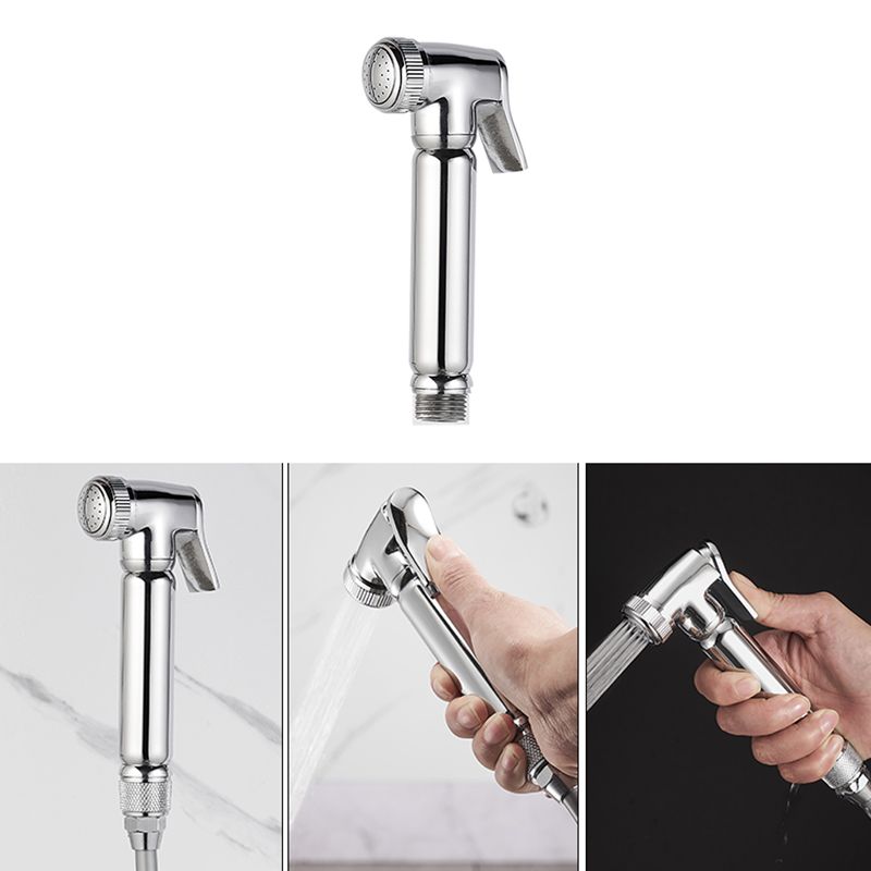 Traditional Style Shower Head in Brass Single Spray Wall-Mount Showerhead Clearhalo 'Bathroom Remodel & Bathroom Fixtures' 'Home Improvement' 'home_improvement' 'home_improvement_shower_heads' 'Shower Heads' 'shower_heads' 'Showers & Bathtubs Plumbing' 'Showers & Bathtubs' 1200x1200_0a3493dc-71da-4380-8b13-a0b552a534e3