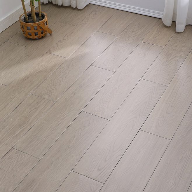 Modern Style Laminate Plank Flooring Wood Laminate Floor with Scratch Resistant Clearhalo 'Flooring 'Home Improvement' 'home_improvement' 'home_improvement_laminate_flooring' 'Laminate Flooring' 'laminate_flooring' Walls and Ceiling' 1200x1200_0c933408-8412-46f7-9b14-1744bf3883a6