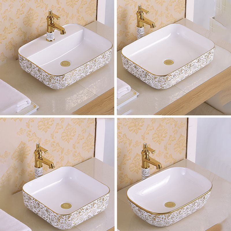 Traditional Vessel Sink Oval Porcelain with Pop-Up Drain Vessel Lavatory Sink Clearhalo 'Bathroom Remodel & Bathroom Fixtures' 'Bathroom Sinks & Faucet Components' 'Bathroom Sinks' 'bathroom_sink' 'Home Improvement' 'home_improvement' 'home_improvement_bathroom_sink' 1200x1200_0d0f1929-c7cc-45ca-99f3-e91ce5c618a4