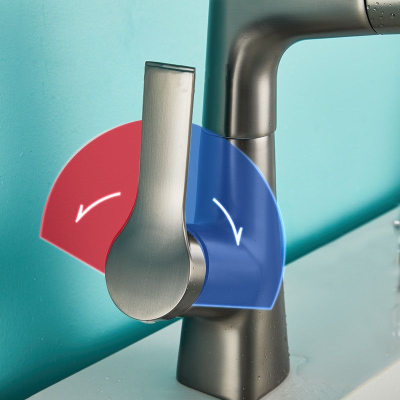 Pull Down Kitchen Faucet Single Handle Metal Faucet with Pull Out Sprayer Clearhalo 'Home Improvement' 'home_improvement' 'home_improvement_kitchen_faucets' 'Kitchen Faucets' 'Kitchen Remodel & Kitchen Fixtures' 'Kitchen Sinks & Faucet Components' 'kitchen_faucets' 1200x1200_0f4cc416-4eb3-4b7f-ad4f-12b71a437842