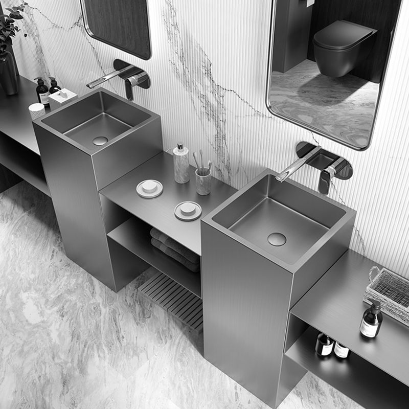 Contemporary Round Wash Stand Stainless Steel Metal Undermount Bathroom Sink Clearhalo 'Bathroom Remodel & Bathroom Fixtures' 'Bathroom Sinks & Faucet Components' 'Bathroom Sinks' 'bathroom_sink' 'Home Improvement' 'home_improvement' 'home_improvement_bathroom_sink' 1200x1200_0fd6919d-7fbf-4667-ba74-08d88002cef1