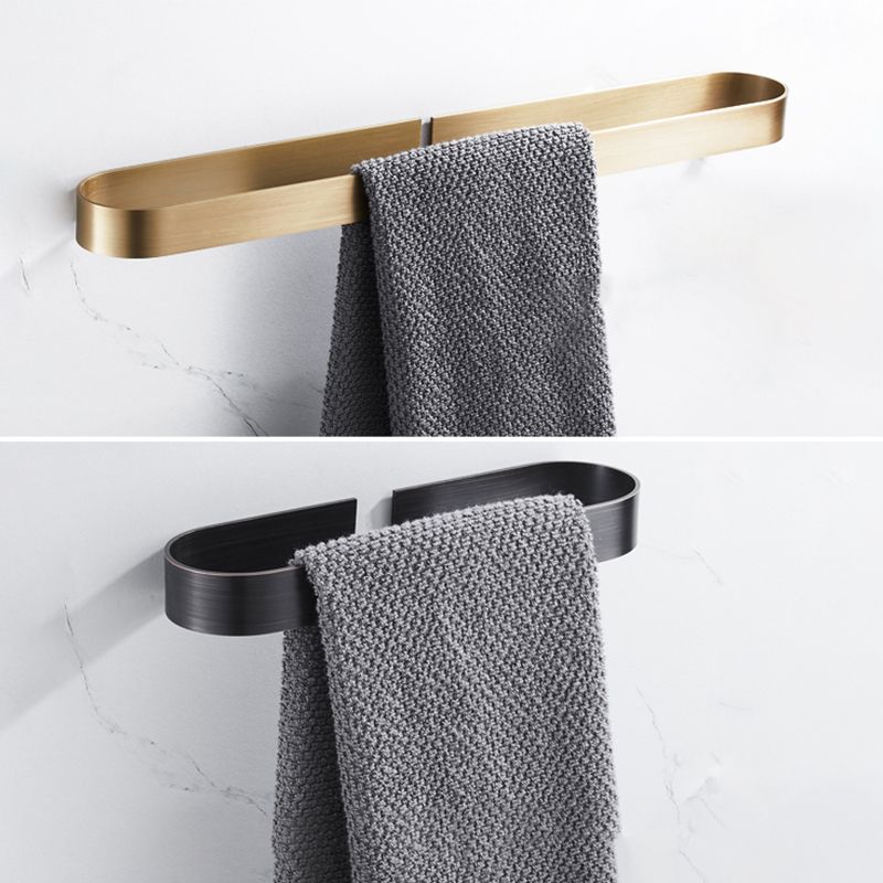 2 Piece Modern Bathroom Hardware Set in Gold/Black, Towel Bar Clearhalo 'Bathroom Hardware Sets' 'Bathroom Hardware' 'Bathroom Remodel & Bathroom Fixtures' 'bathroom_hardware_sets' 'Home Improvement' 'home_improvement' 'home_improvement_bathroom_hardware_sets' 1200x1200_108dde60-1582-4cd8-86d9-df62a3440034