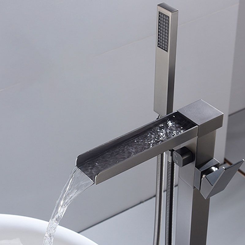 Modern Brass Freestanding Bathtub Faucet with Hose Bathtub Faucet Clearhalo 'Bathroom Remodel & Bathroom Fixtures' 'Bathtub Faucets' 'bathtub_faucets' 'Home Improvement' 'home_improvement' 'home_improvement_bathtub_faucets' 1200x1200_10c9f4b9-8728-46ec-99ec-fdcf9d71c60b