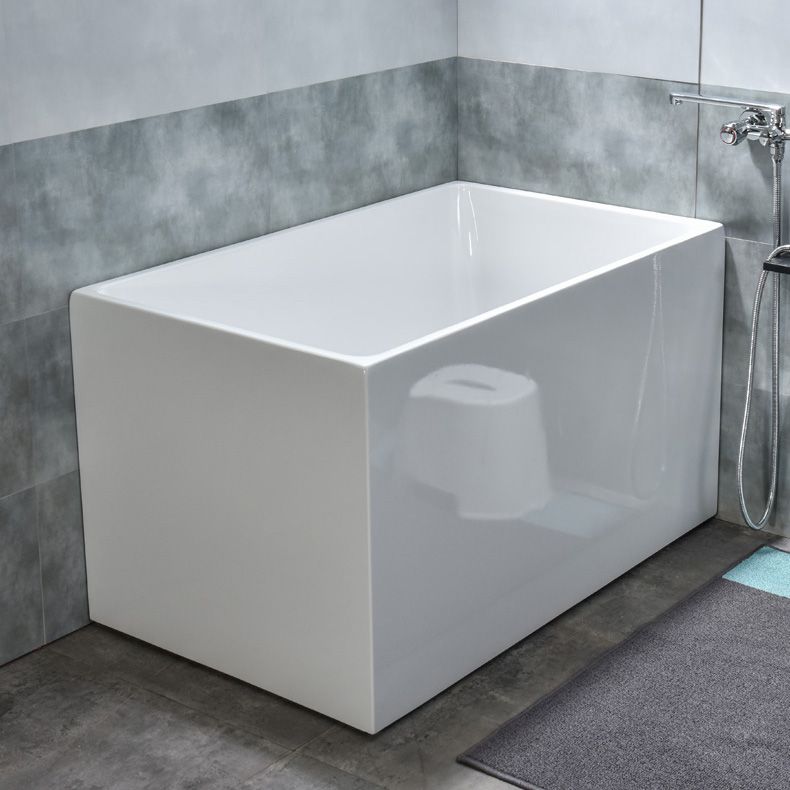 Modern Rectangular Stand Alone Bath Acrylic Soaking White Bathtub Clearhalo 'Bathroom Remodel & Bathroom Fixtures' 'Bathtubs' 'Home Improvement' 'home_improvement' 'home_improvement_bathtubs' 'Showers & Bathtubs' 1200x1200_1178ea5f-4ddf-40f4-a969-2acae348e0e6