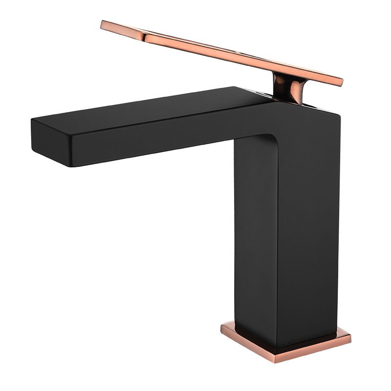 Lever Handle Faucet Glam Style Vessel Sink Faucet for Bathroom Clearhalo 'Bathroom Remodel & Bathroom Fixtures' 'Bathroom Sink Faucets' 'Bathroom Sinks & Faucet Components' 'bathroom_sink_faucets' 'Home Improvement' 'home_improvement' 'home_improvement_bathroom_sink_faucets' 1200x1200_122b6e64-713c-4414-928b-d746536b5d57