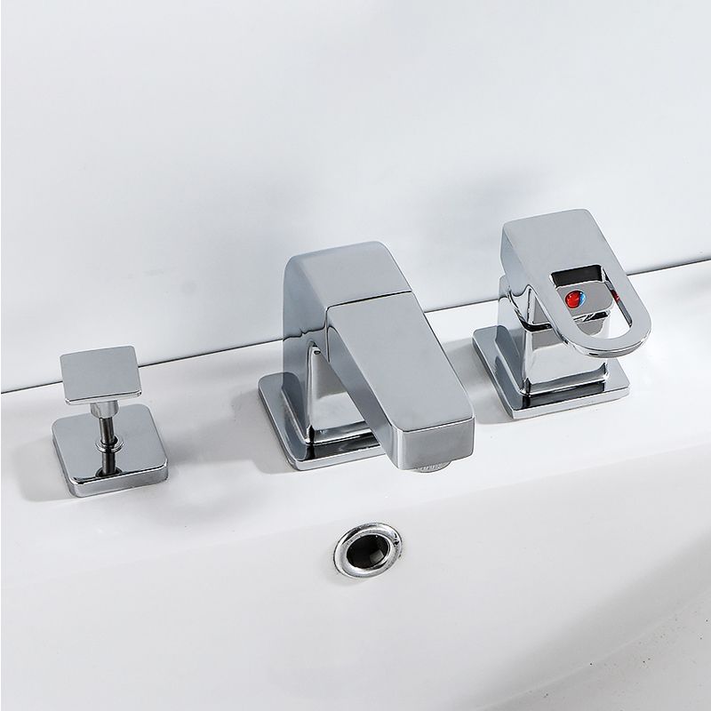 Bathroom Faucet Lever Handle Brass Handheld Head Sink Faucet Clearhalo 'Bathroom Remodel & Bathroom Fixtures' 'Bathroom Sink Faucets' 'Bathroom Sinks & Faucet Components' 'bathroom_sink_faucets' 'Home Improvement' 'home_improvement' 'home_improvement_bathroom_sink_faucets' 1200x1200_12f9ecc1-6e60-4f2e-b55c-2985097f6923