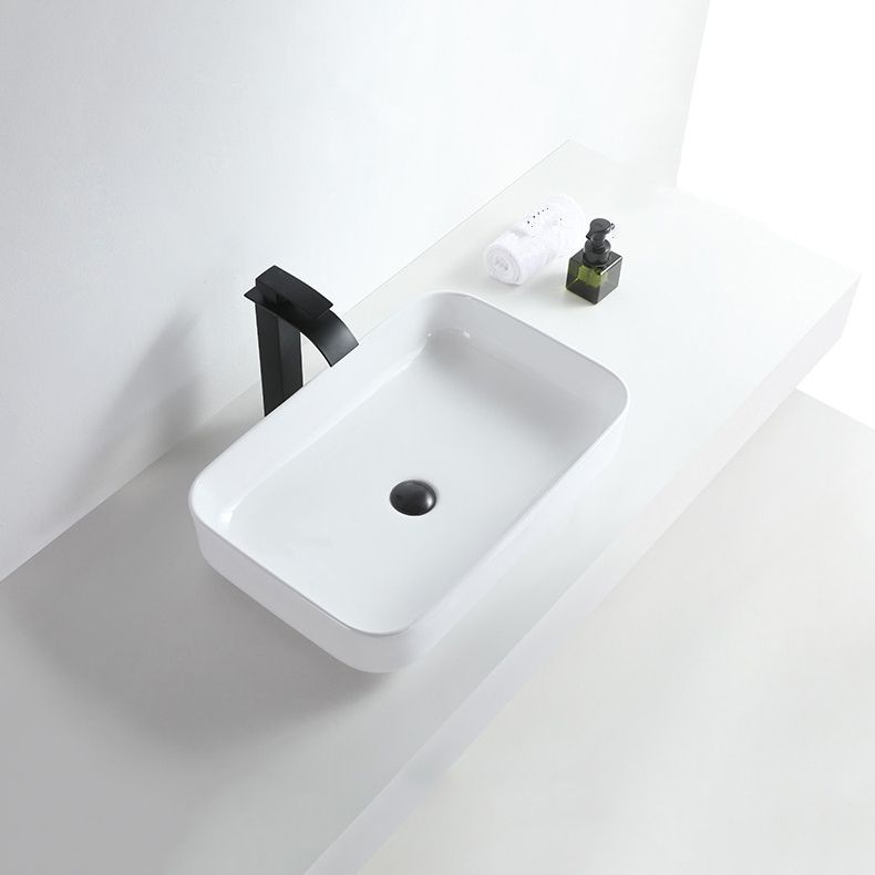 Modern Bathroom Sink Porcelain Rectangular Pop-Up Drain and Drain Assembly Basin Sink Clearhalo 'Bathroom Remodel & Bathroom Fixtures' 'Bathroom Sinks & Faucet Components' 'Bathroom Sinks' 'bathroom_sink' 'Home Improvement' 'home_improvement' 'home_improvement_bathroom_sink' 1200x1200_1842dcf7-a2b2-470d-8540-22a13218f379