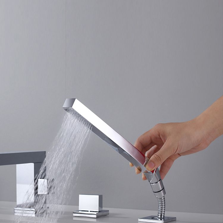 Contemporary Deck Mounted Roman Metal Tub Faucet Low Arc Roman Tub Faucet Set Clearhalo 'Bathroom Remodel & Bathroom Fixtures' 'Bathtub Faucets' 'bathtub_faucets' 'Home Improvement' 'home_improvement' 'home_improvement_bathtub_faucets' 1200x1200_1867c35e-72d8-4c96-91b7-8b818555042b