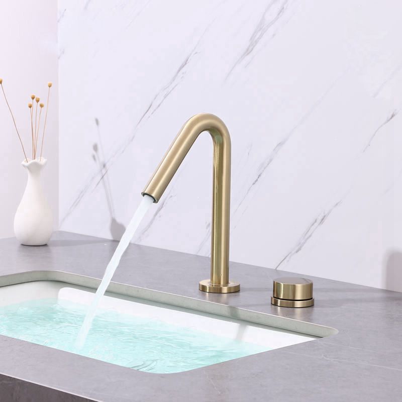 Circular 1-Handle Bathroom Faucet 2 Hole Wide Spread Bathroom Faucet Clearhalo 'Bathroom Remodel & Bathroom Fixtures' 'Bathroom Sink Faucets' 'Bathroom Sinks & Faucet Components' 'bathroom_sink_faucets' 'Home Improvement' 'home_improvement' 'home_improvement_bathroom_sink_faucets' 1200x1200_186bfcab-46cf-4eac-ba99-c17ffa4ab1c6