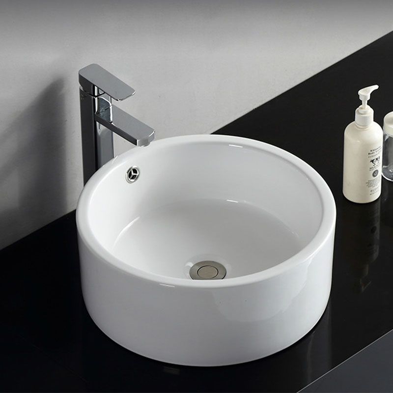 Rectangular and Round Vessel Sink in white with No Craftsmanship Basin Sink Clearhalo 'Bathroom Remodel & Bathroom Fixtures' 'Bathroom Sinks & Faucet Components' 'Bathroom Sinks' 'bathroom_sink' 'Home Improvement' 'home_improvement' 'home_improvement_bathroom_sink' 1200x1200_18bb98fb-8fe7-4408-8b6e-c91cf70b76c5