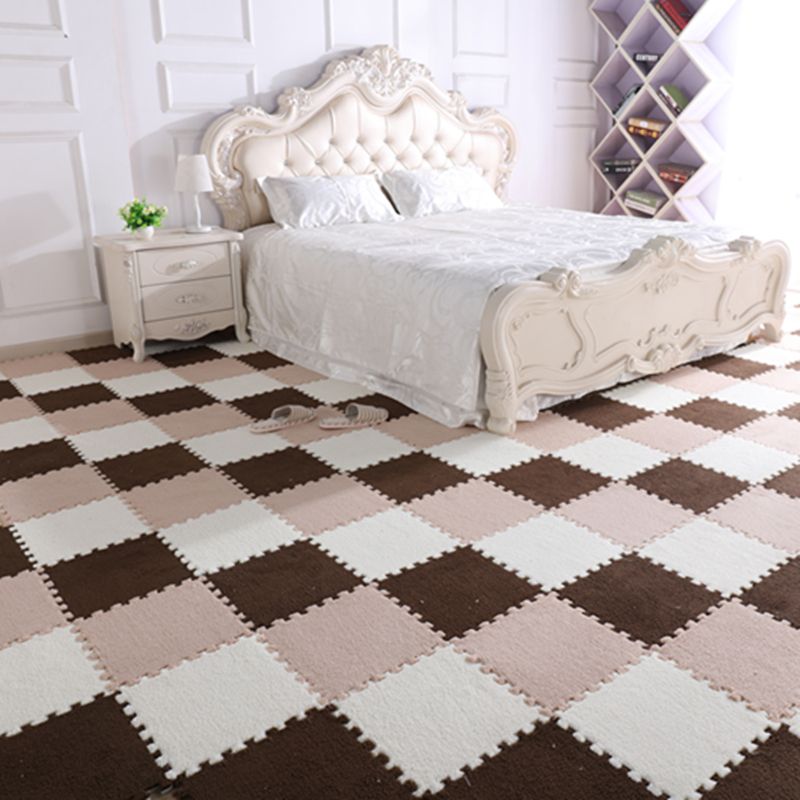 Fade Resistant Level Loop Carpet Tile Non-Skid Interlocking Bedroom Carpet Tiles Clearhalo 'Carpet Tiles & Carpet Squares' 'carpet_tiles_carpet_squares' 'Flooring 'Home Improvement' 'home_improvement' 'home_improvement_carpet_tiles_carpet_squares' Walls and Ceiling' 1200x1200_18ca0f66-4e95-4be1-a1f4-7c2e6ba8d4d9