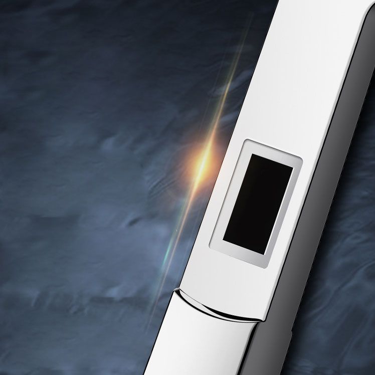 Standard Constant Temperature Shower Head Round Metal Adjustable Spray Pattern Showerhead Clearhalo 'Bathroom Remodel & Bathroom Fixtures' 'Home Improvement' 'home_improvement' 'home_improvement_shower_heads' 'Shower Heads' 'shower_heads' 'Showers & Bathtubs Plumbing' 'Showers & Bathtubs' 1200x1200_1958fda9-7d68-4187-a119-0994323883e3