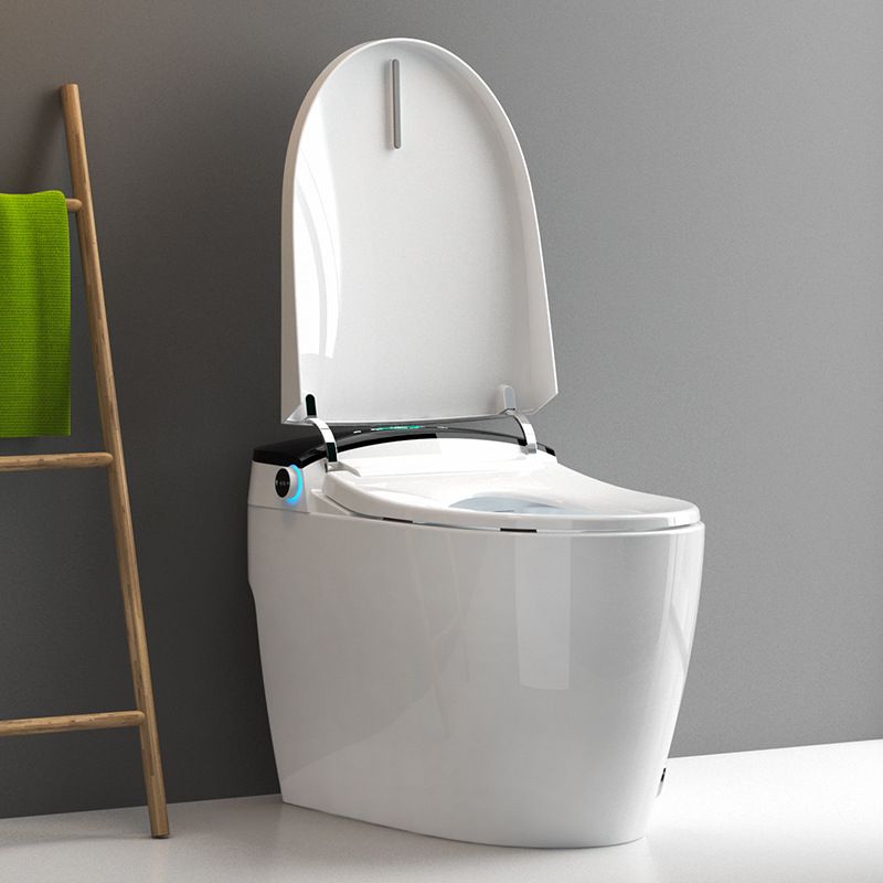 Modern One Piece Toilet Floor Mounted Ceramic Flush Toilet with Toilet Seat Clearhalo 'Bathroom Remodel & Bathroom Fixtures' 'Home Improvement' 'home_improvement' 'home_improvement_toilets' 'Toilets & Bidets' 'Toilets' 1200x1200_1a18feb3-430f-485b-bec2-1ddc2d73563b